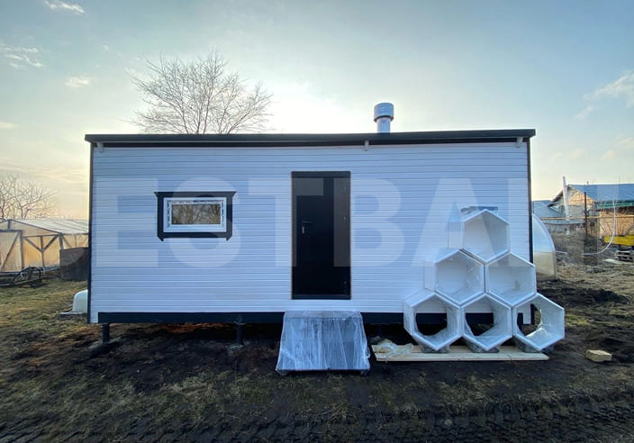 Баня «Парус» длиной 4 м, вид спереди, базовая комплектация